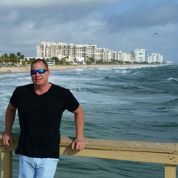 Meet your Posher, Robert - Picture 1 of 1